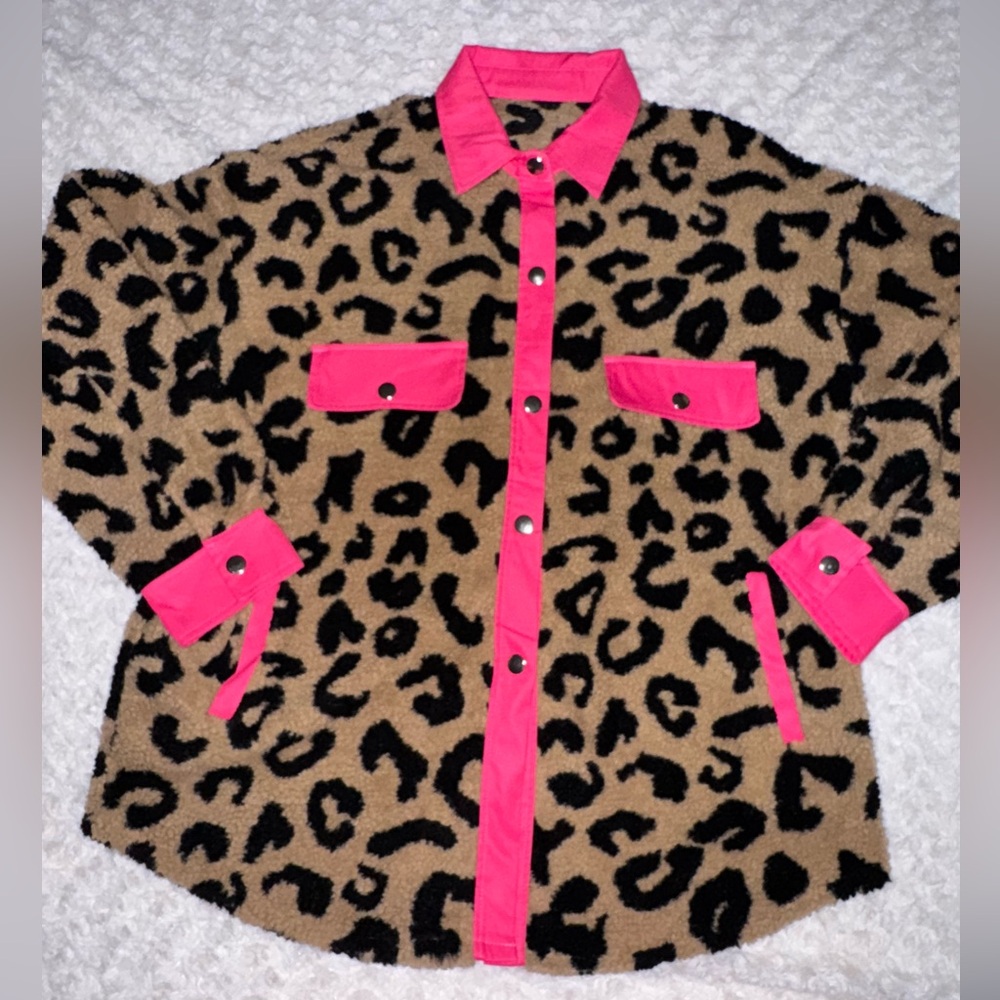 Leopard Sherpa Jacket w/ Neon Pink Trim – Size XL